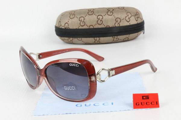 GUCCI Sunglasses 26