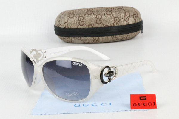 GUCCI Sunglasses 45
