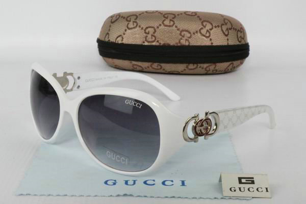GUCCI Sunglasses 81