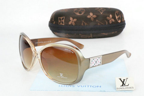 Louis Vuitton Sunglasses 25