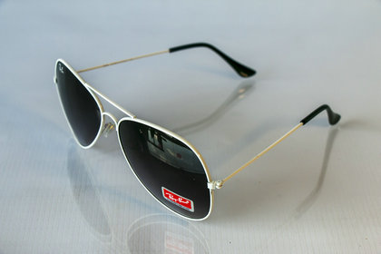 Ray-Ban sunglasses 25