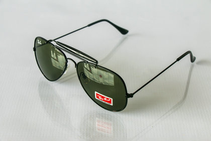 Ray-Ban sunglasses 64