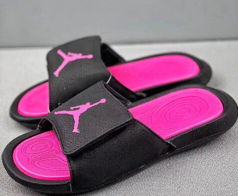 Women's Jordan Slippers Size 36-40 19.4.7